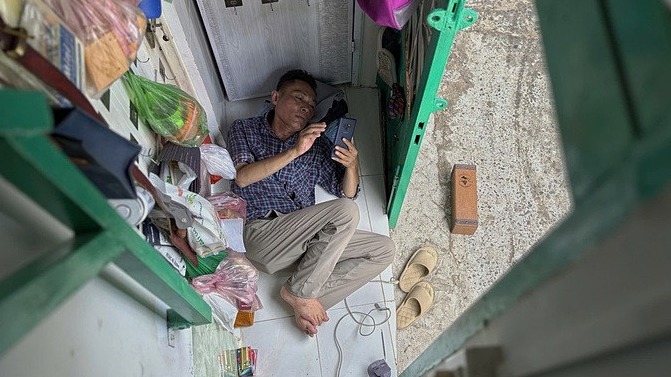 Xoay xở trong những căn nhà siêu mỏng ven rạch Xuyên Tâm