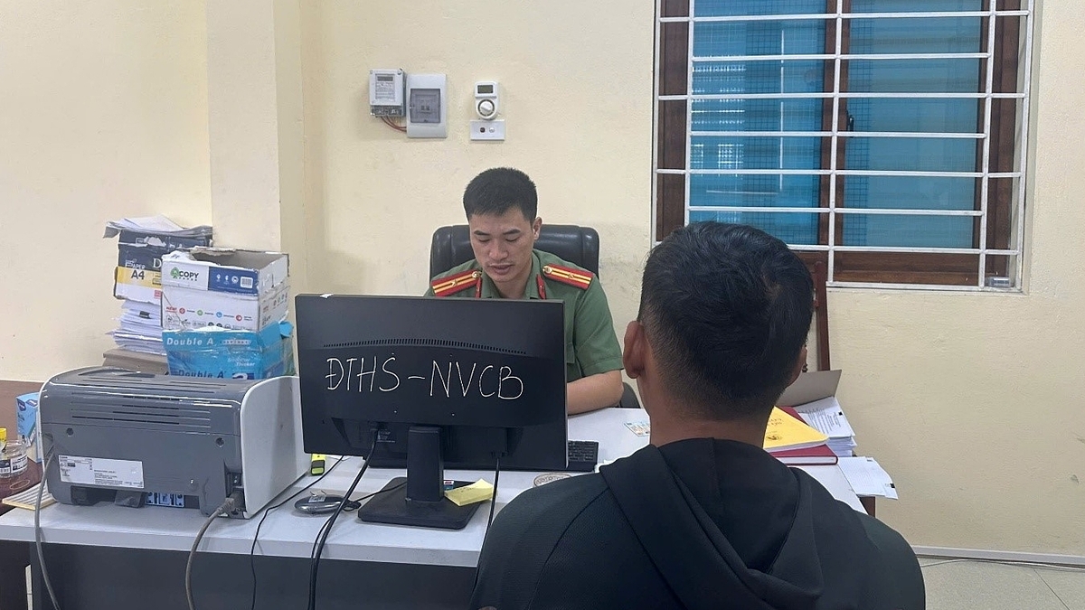 Giám đốc thẩm mỹ viện bán chứng chỉ không cần học, thi