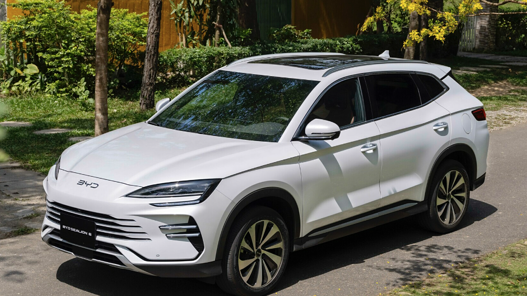 Sealion 6–SUV hybrid cắm sạc ngoài giá dễ tiếp cận của BYD