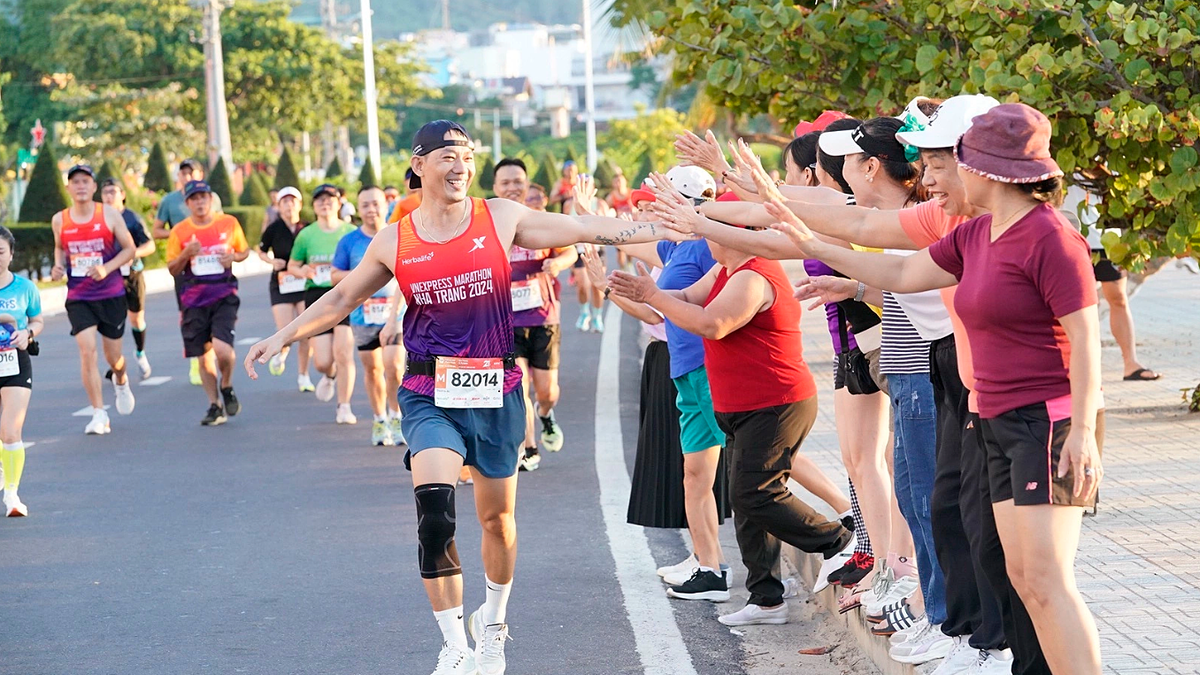 Dấu ấn VnExpress Marathon Nha Trang qua các mùa
