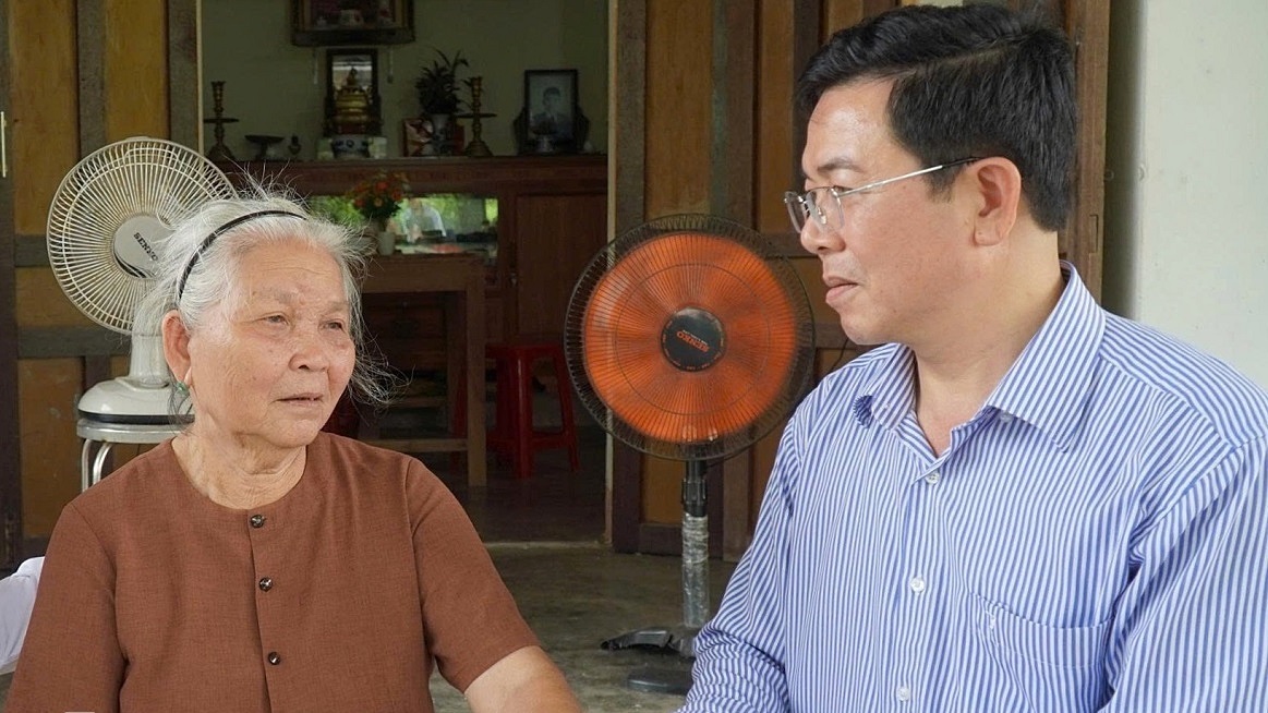 Tìm được người thân cán bộ đi B gửi vàng 65 năm trước