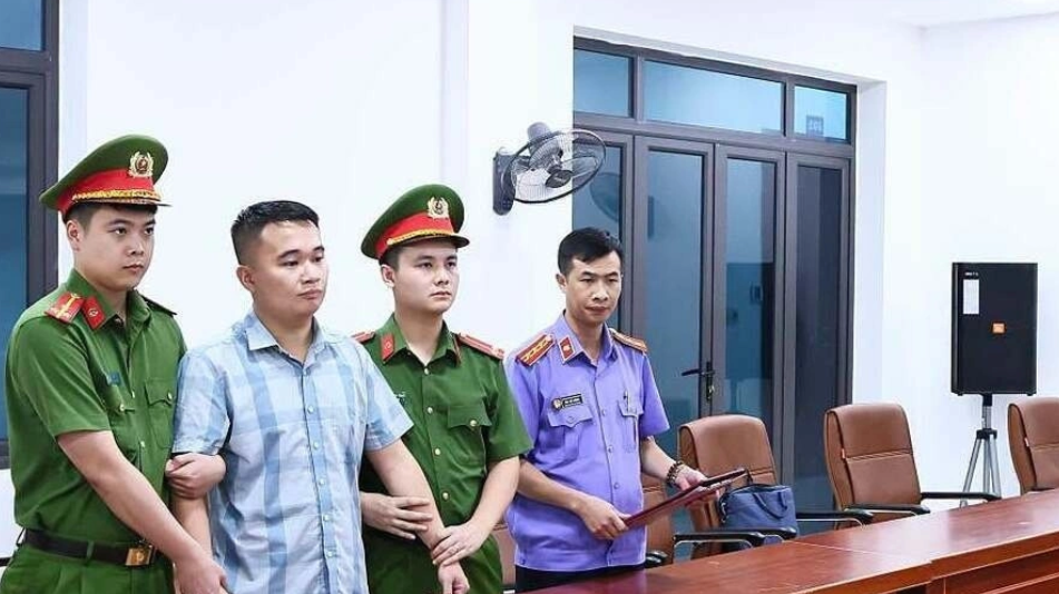 Thêm 2 người bị khởi tố trong vụ điểm thi tại Tuyên Quang