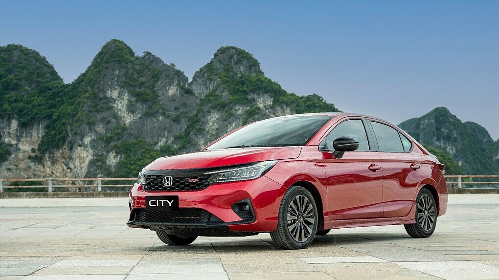 Ôtô Honda giảm giá tương đương 50-100% lệ phí trước bạ