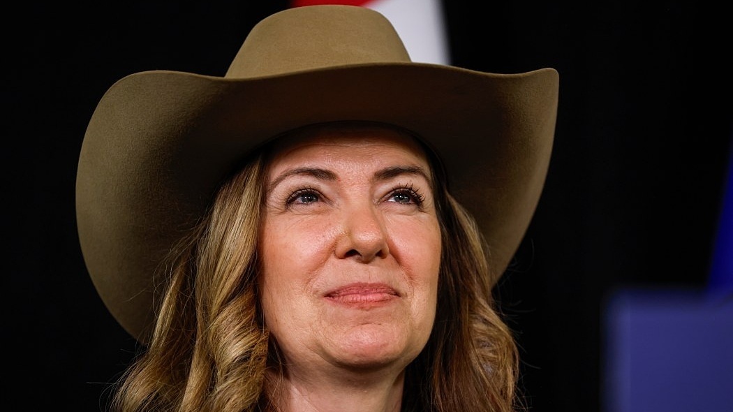 Thủ hiến Alberta 'đứng giữa hai làn đạn' trong bài toán ly khai khỏi Canada