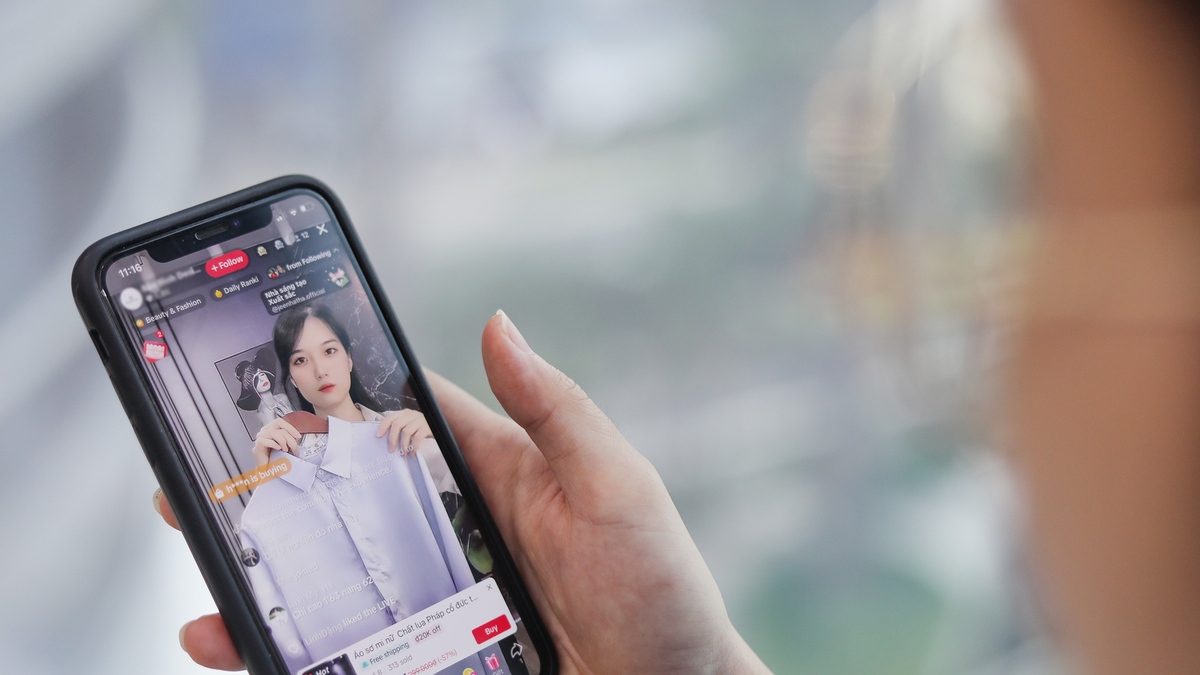 Kiến nghị đưa người bán hàng online, lao động công trình đóng BHXH bắt buộc