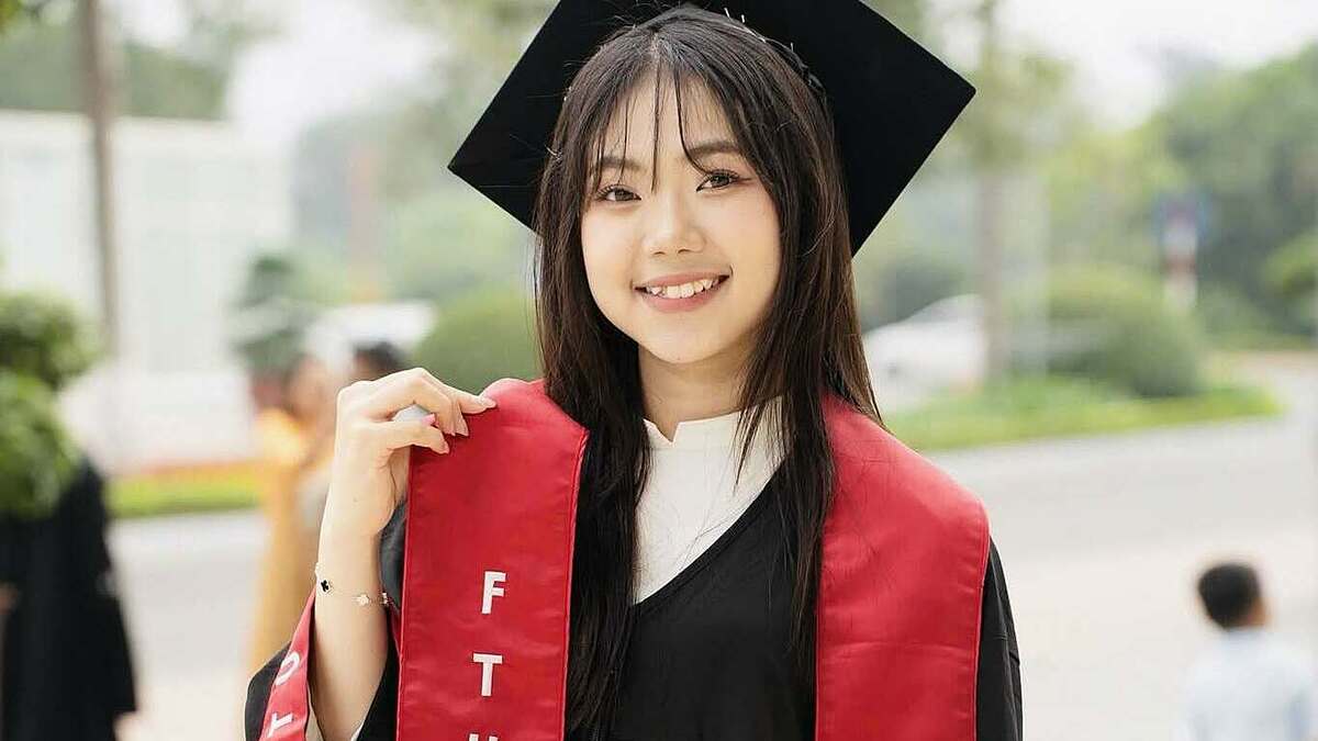 Điểm chuẩn Đại học Ngoại thương lên đến gần 30
