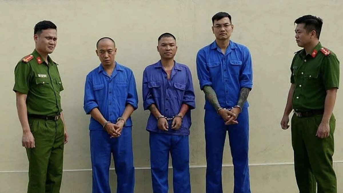 Vòng xoáy pháp lý cuốn trôi những giang hồ mạng thích livestream 'đấu tố'