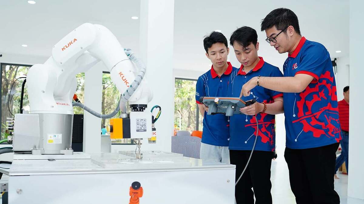 Điểm chuẩn Đại học Bách khoa Đà Nẵng vượt 27