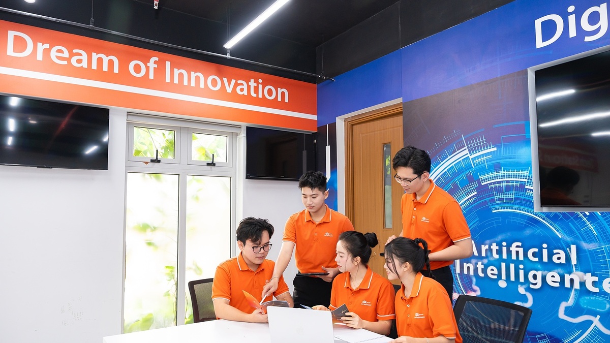 Trường Đại học FPT bổ sung chỉ tiêu, điểm chuẩn từ 18