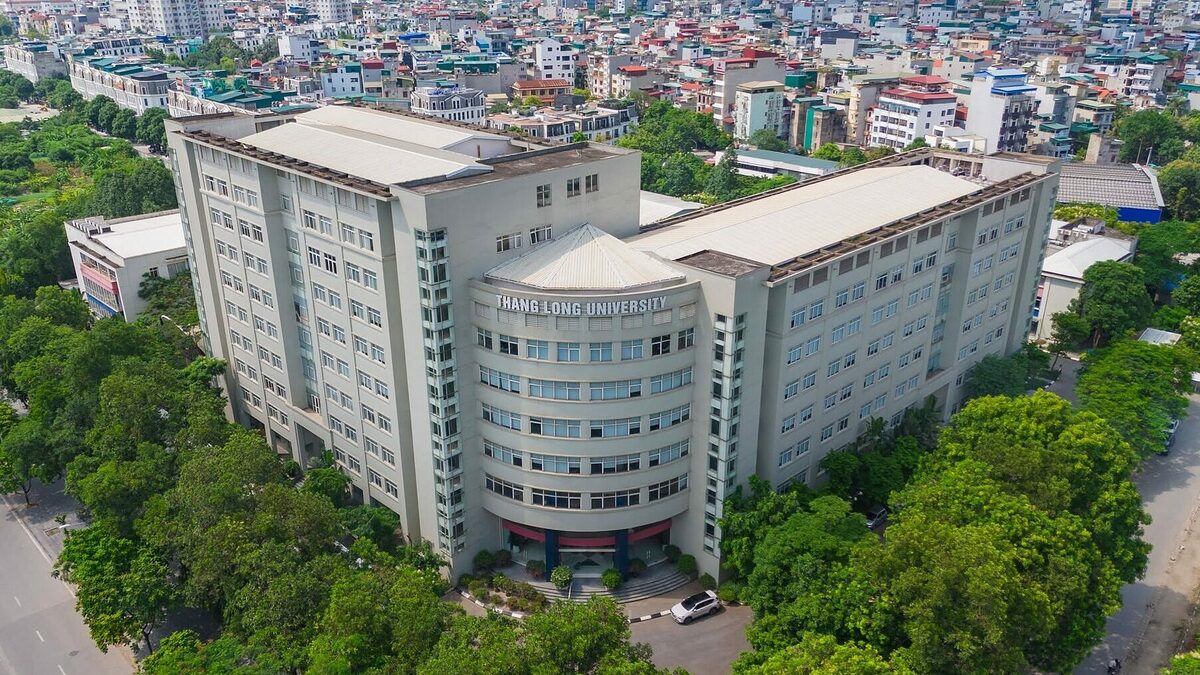 Đại học Thăng Long lấy điểm chuẩn 16-23,31