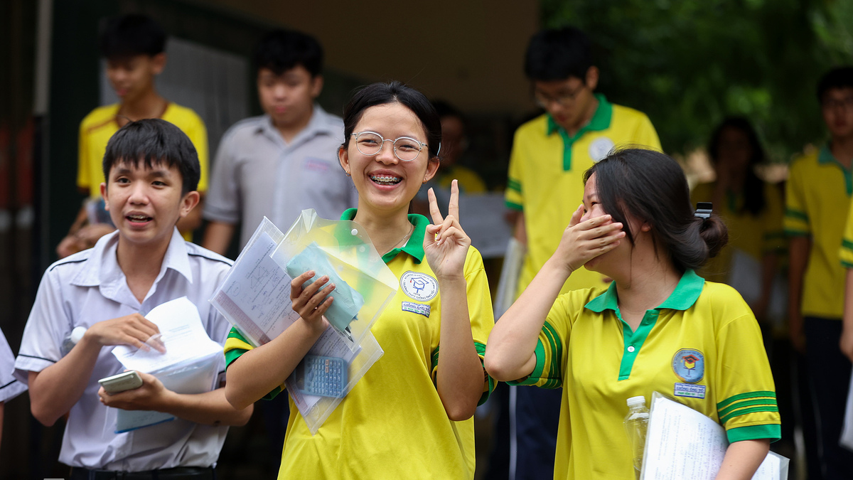 Các đại học bắt đầu công bố điểm chuẩn