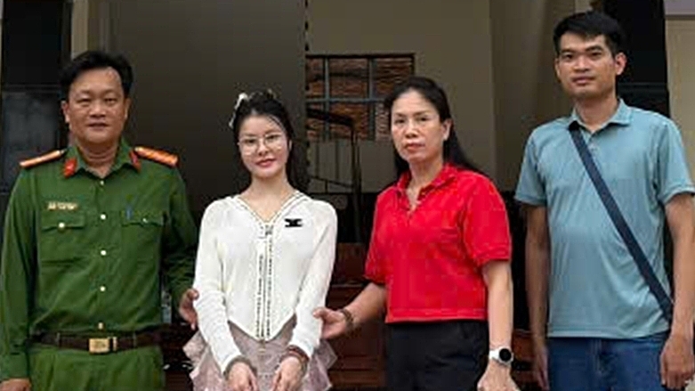 Nữ nghi phạm thông thạo 3 ngoại ngữ bị bắt sau 4 năm trốn truy nã