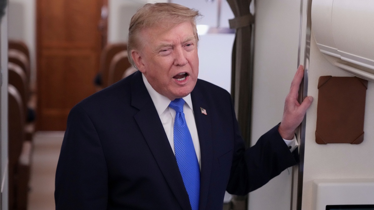 Ông Trump: Mỹ đang giữ thái độ chừng mực với Iran