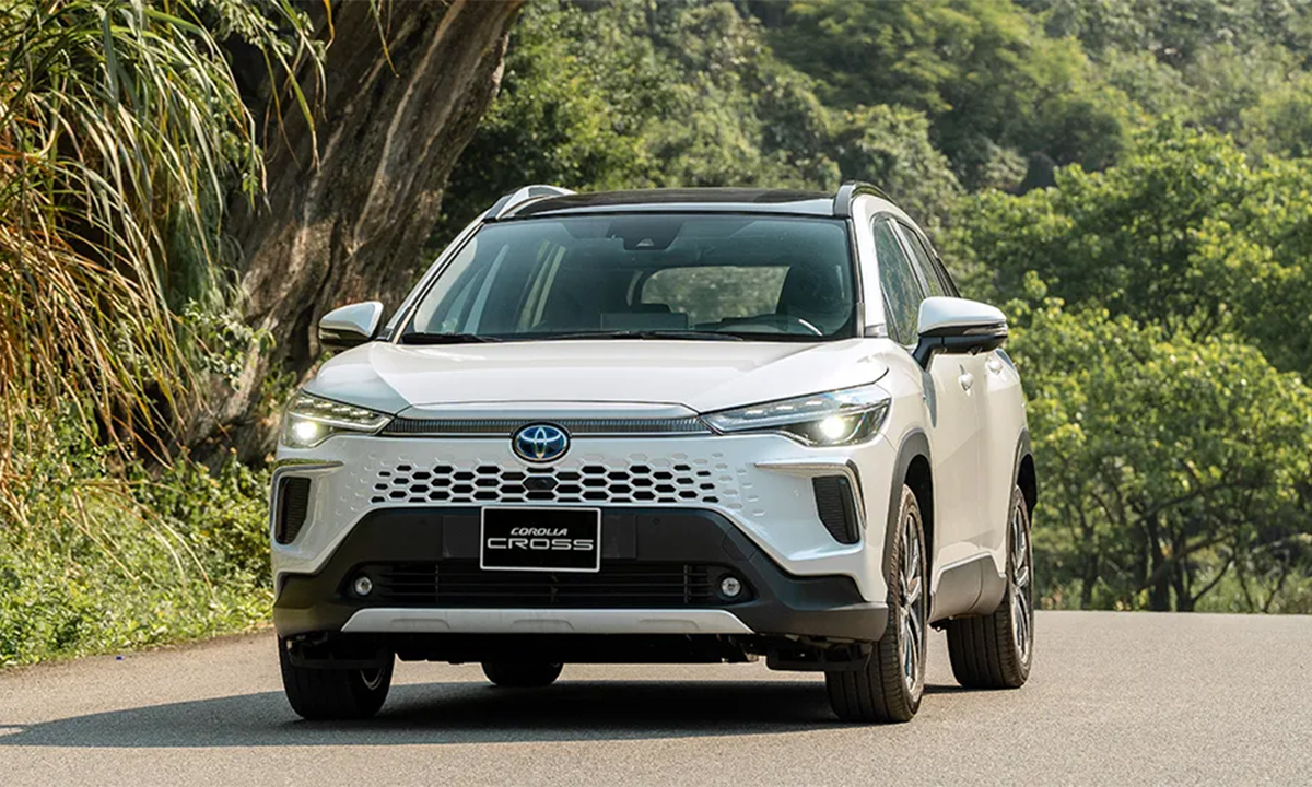5 xe hybrid bán nhiều nhất tháng 7 - Toyota áp đảo