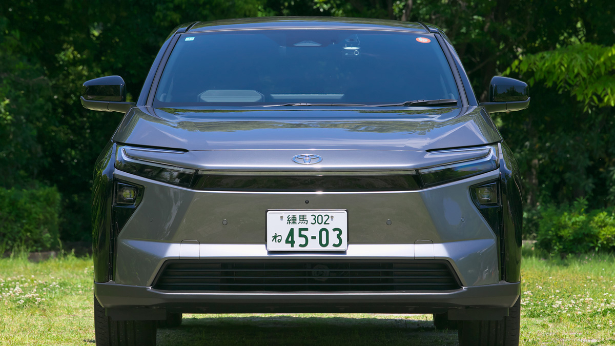 Tokyo mạnh tay hỗ trợ xe điện, Toyota hưởng lợi