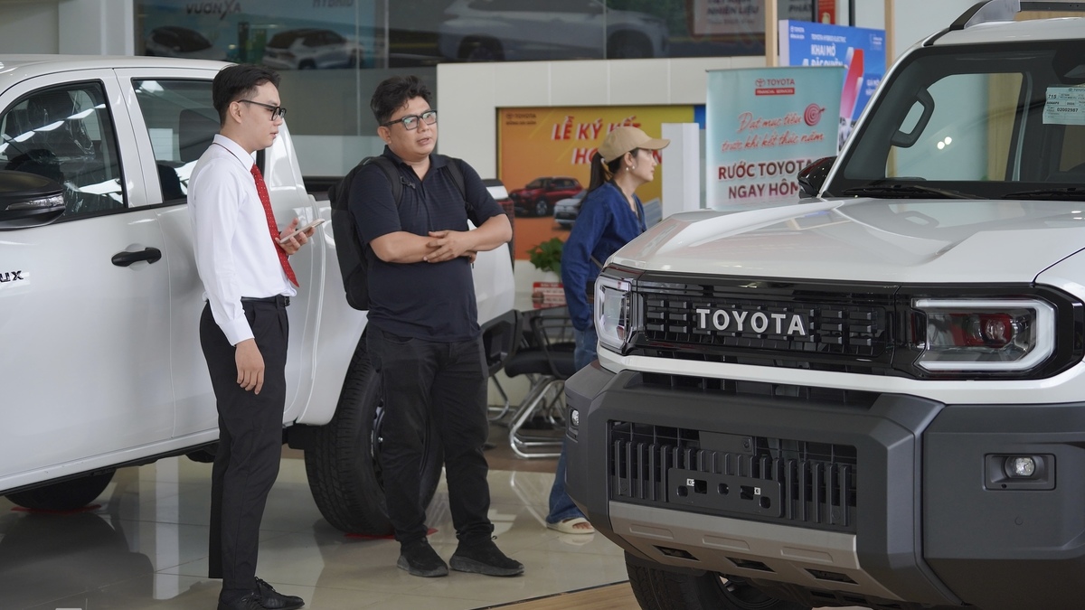 Thị trường ôtô Việt lập kỷ lục doanh số mới