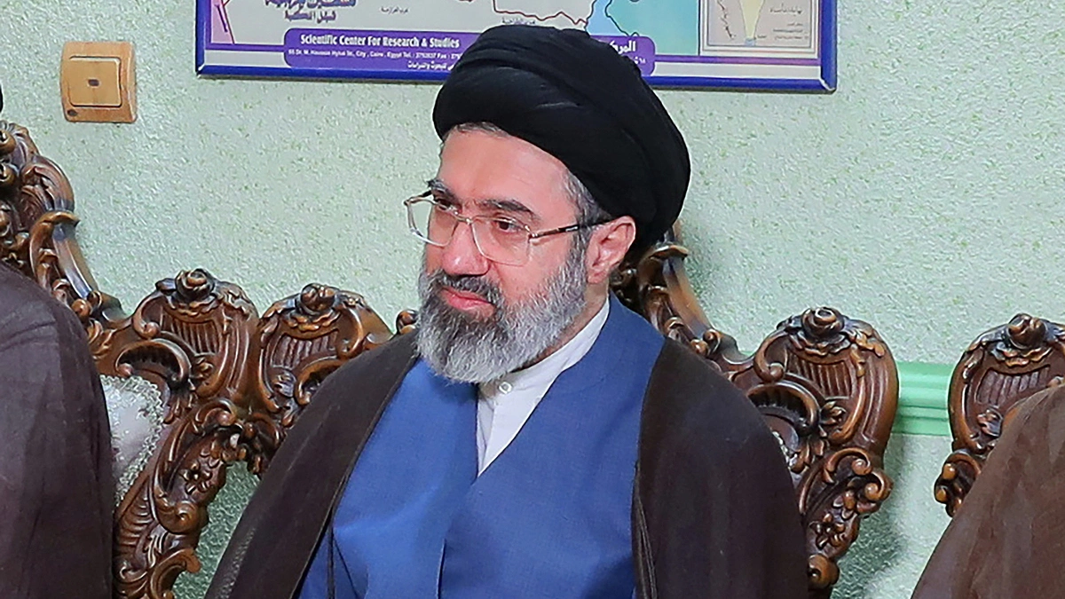 Tính toán của Lãnh tụ Tối cao Iran khi cải tổ bộ máy an ninh