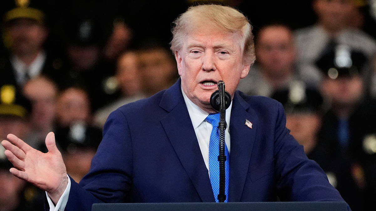 Ông Trump: 'Eo biển Hormuz sẽ sớm là lãnh thổ Mỹ'