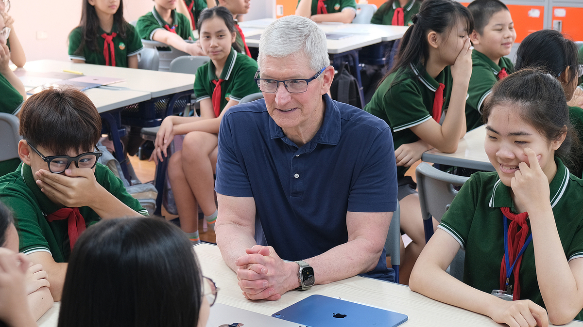 Tim Cook: 'Tôi mong được nhớ đến như một người tốt và tử tế'