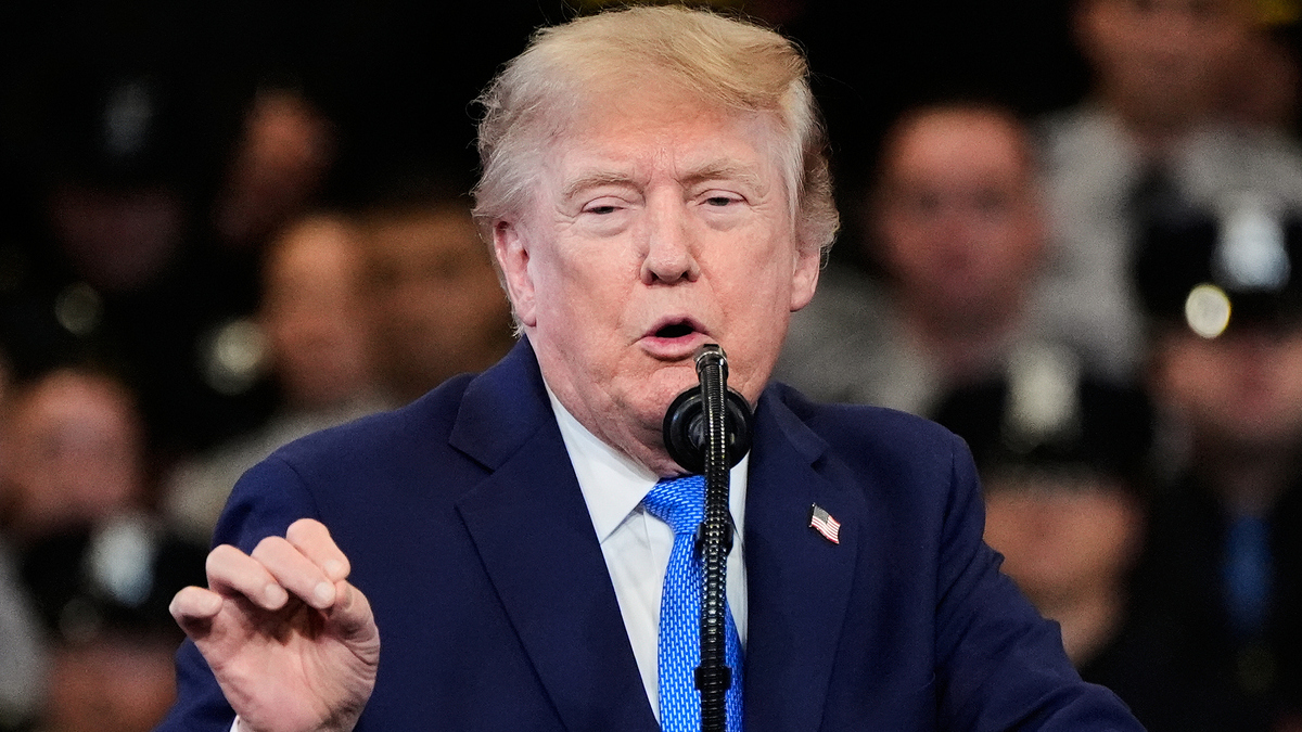 Thách thức pháp lý với ý tưởng biến Hormuz thành lãnh thổ Mỹ của ông Trump