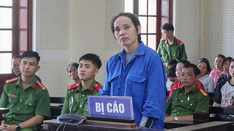 Bị phạt hơn 3 năm tù vì 'đăng tin sai sự thật' trên Facebook