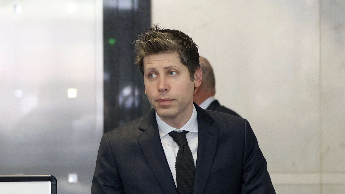 Sam Altman: Bốn năm đại học "quá dài"