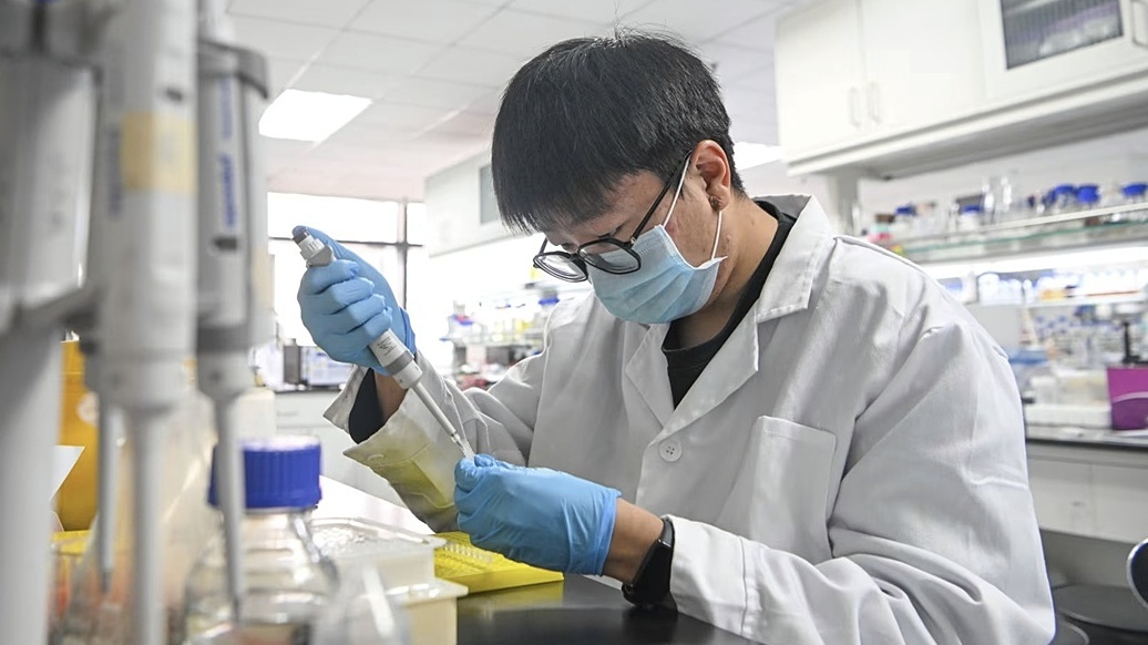 Trung Quốc tăng ưu thế trong cuộc đua giành nhân tài với Mỹ