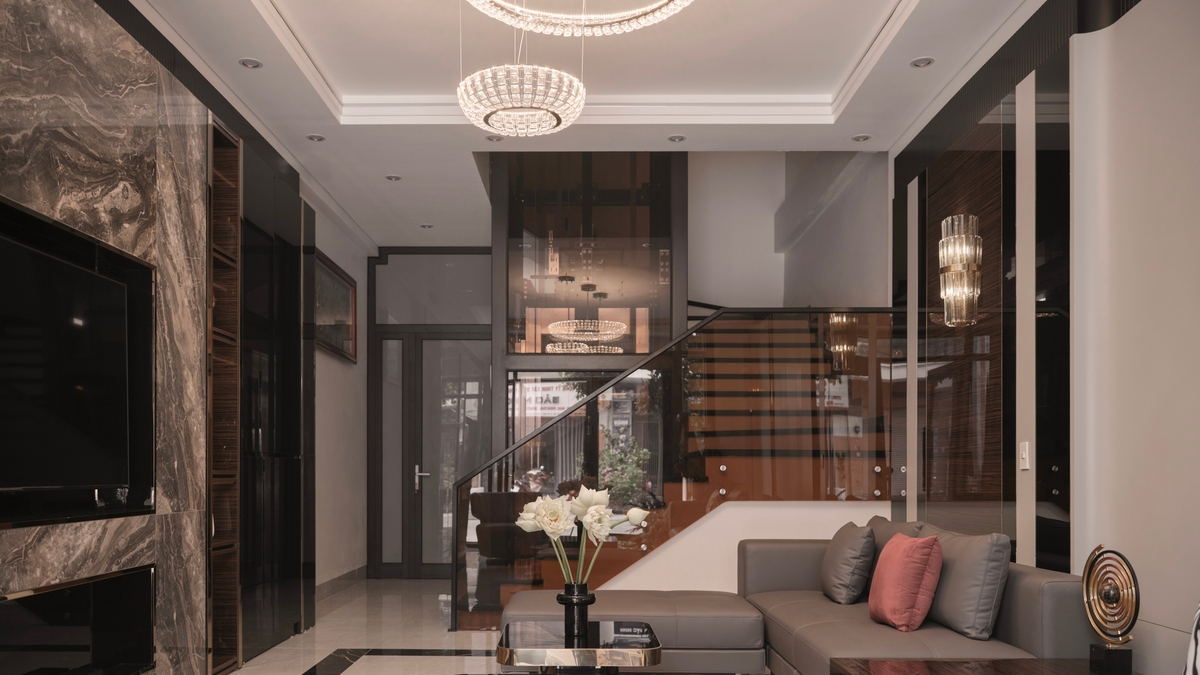 Căn nhà tạo chiều sâu nhờ vật liệu phản xạ