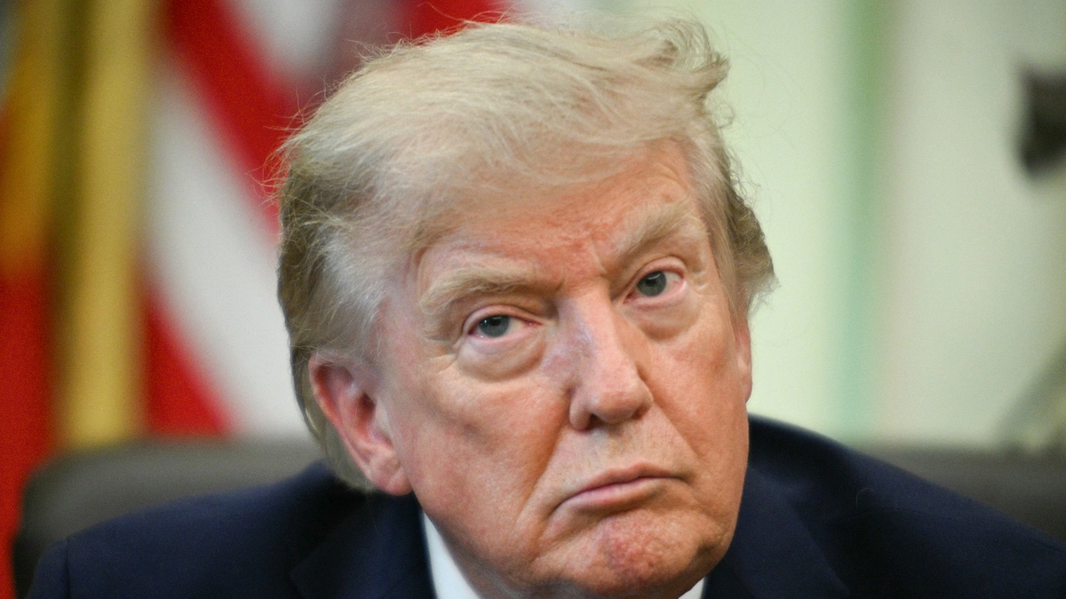 Lý do ông Trump dọa 'ném bom tơi bời' Oman