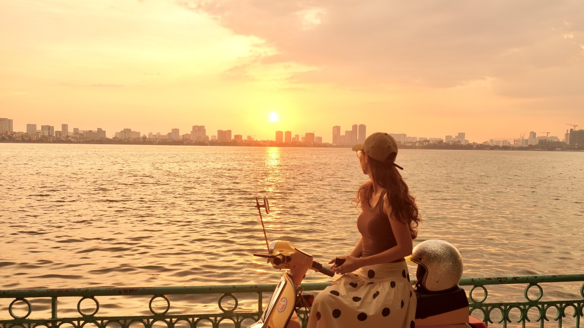 Nửa ngày với Hà Nội vào thu