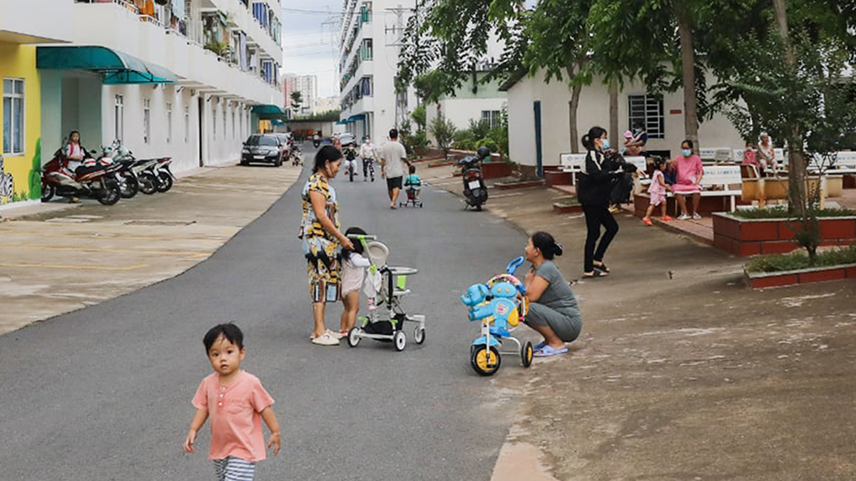 Chi tiền triệu phí dịch vụ vẫn khó tìm người trông trẻ