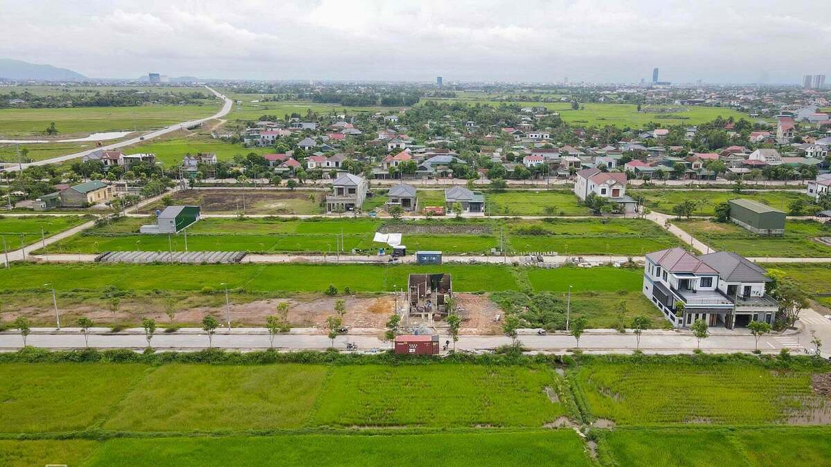 13 lô đất vùng ven Hà Tĩnh không có người đấu giá