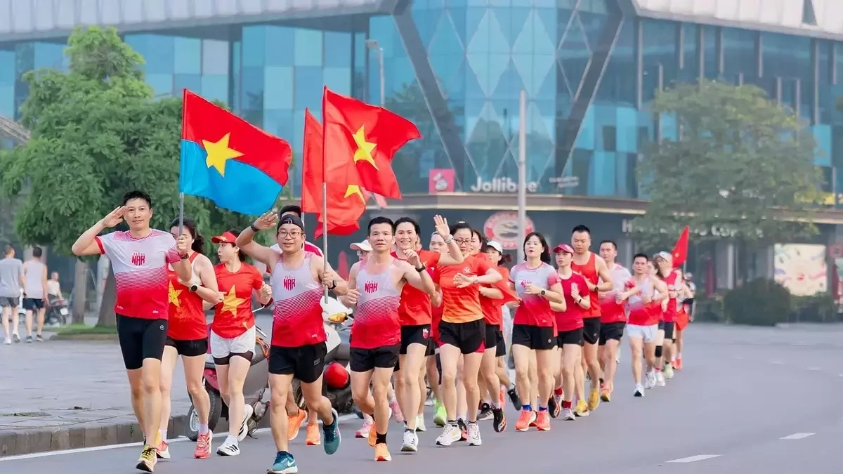 VnExpress Marathon Grand Tour - mô hình giải chạy khám phá điểm đến