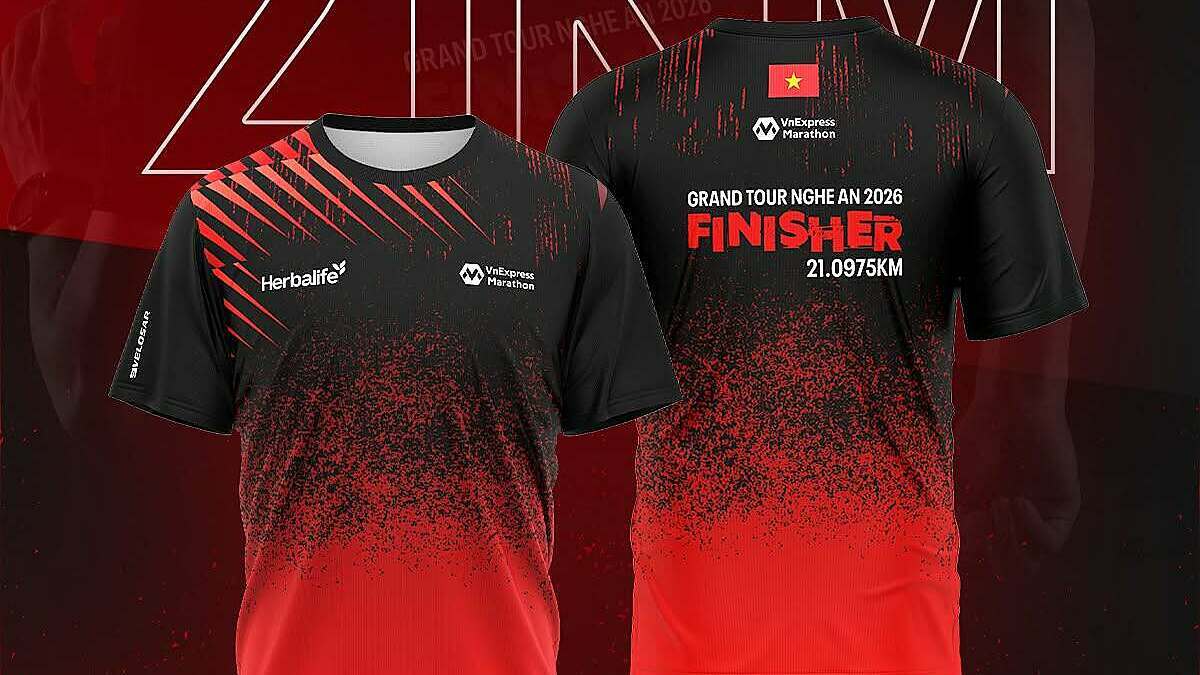 Áo finisher VnExpress Marathon Nghệ An mang biểu tượng lửa và nước