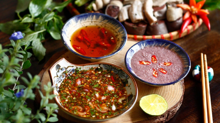 'Trẻ ăn mặn, già ăn thuốc' bào mòn nhiều người Việt