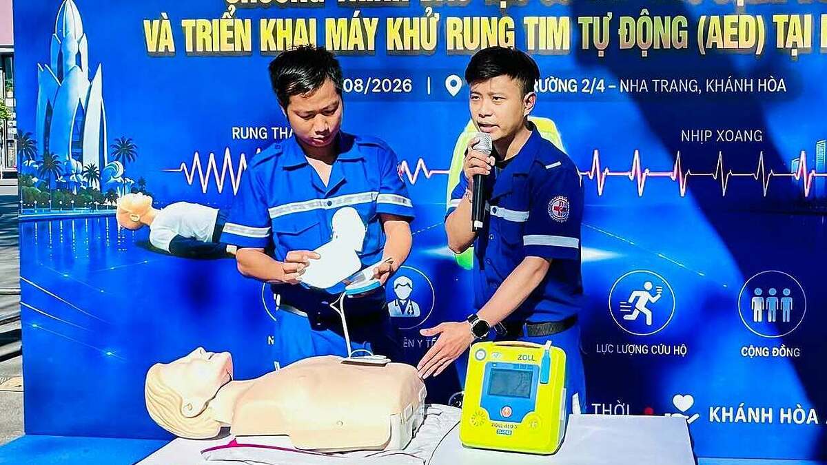 Nhiều máy khử rung tim sẽ được lắp đặt dọc biển Nha Trang
