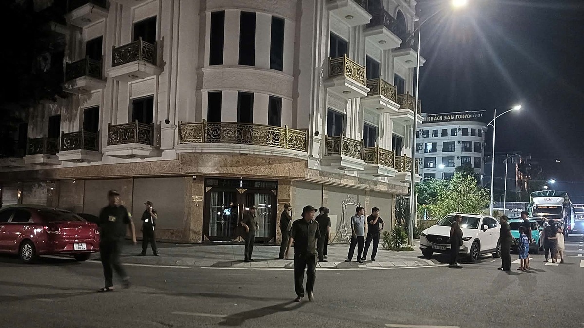 Nhiều công an, kiểm sát viên xuất hiện ở nhà Hải Sapa TV