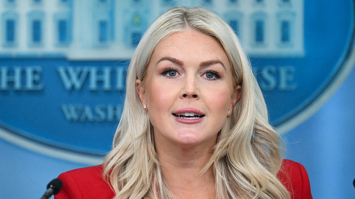 Phát ngôn viên Leavitt sẽ gia nhập siêu ủy ban ủng hộ ông Trump