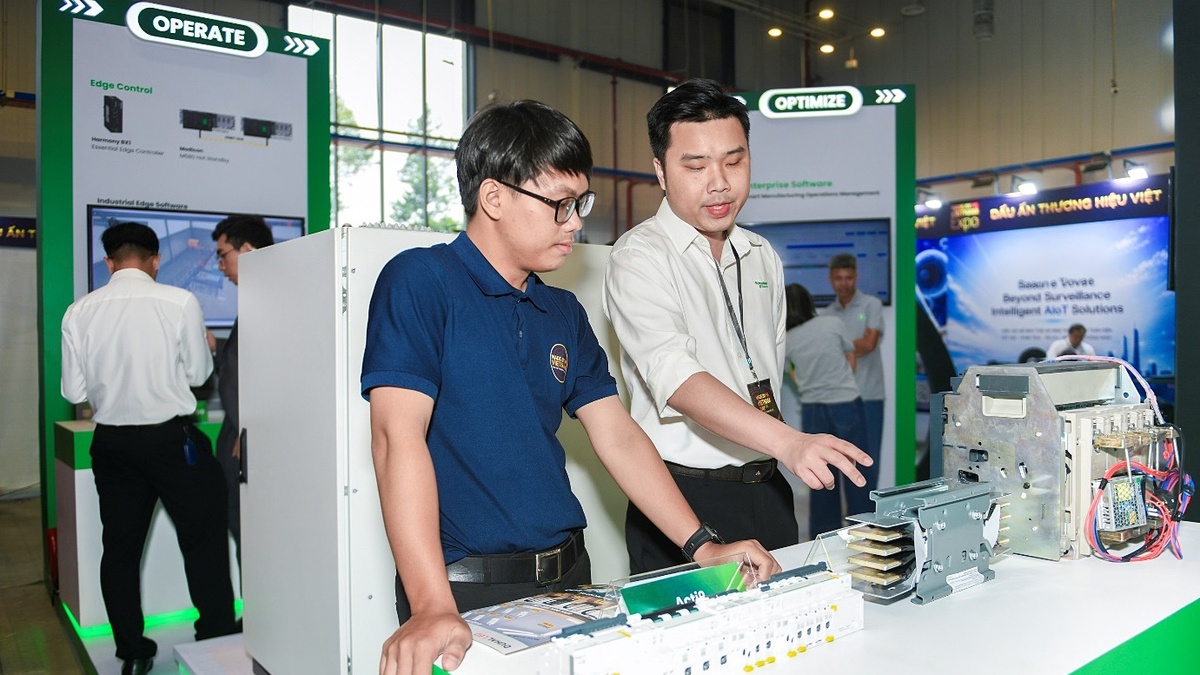 Schneider Electric đưa giải pháp hạ tầng số đến Made by Vietnam Expo