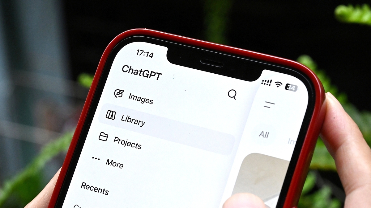 Hơn 92.000 vụ giả mạo AI ChatGPT, Gemini để cài cắm mã độc