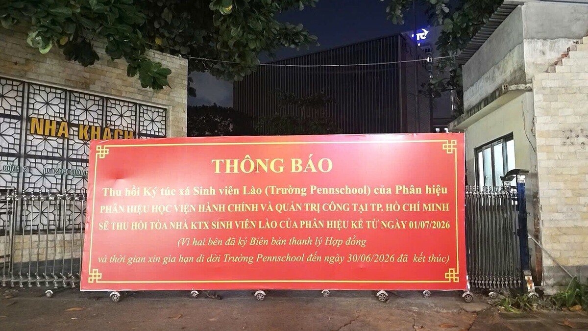 Trường tư thu học phí trăm triệu đột ngột đóng cửa