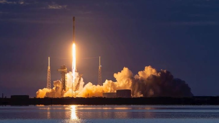 SpaceX sẽ dừng sử dụng tên lửa Falcon 9