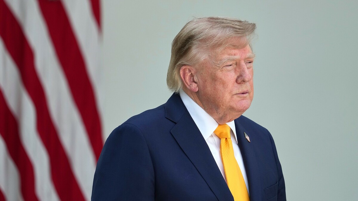 Xung đột Iran khiến tỷ lệ ủng hộ ông Trump xuống thấp chưa từng thấy