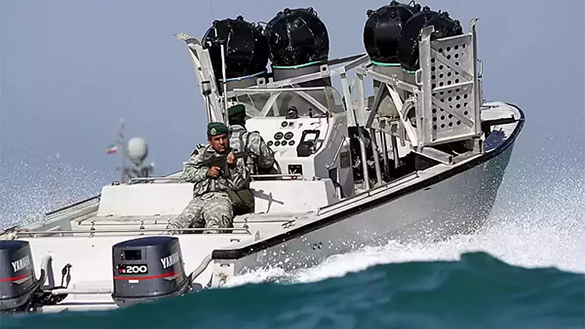 Ông Trump: Mỹ đã dọn sạch thủy lôi ở eo biển Hormuz