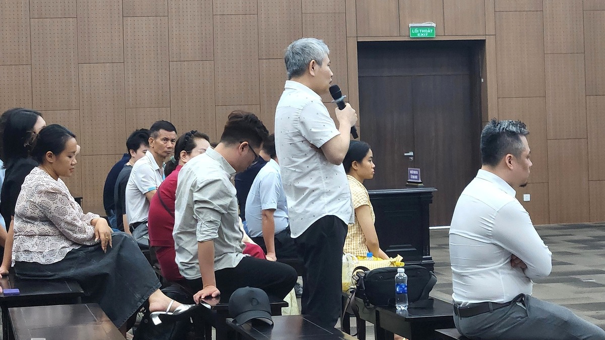 Giám đốc âm nhạc Vũ Quang Trung phủ nhận bỏ show Về đây bốn cánh chim trời 'vì tiền'