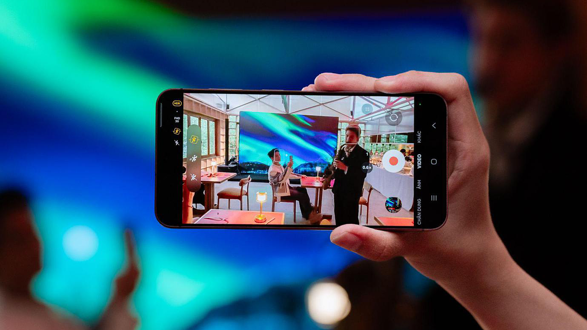 Galaxy S26 FE nâng cấp camera và hậu kỳ AI theo chuẩn cao cấp