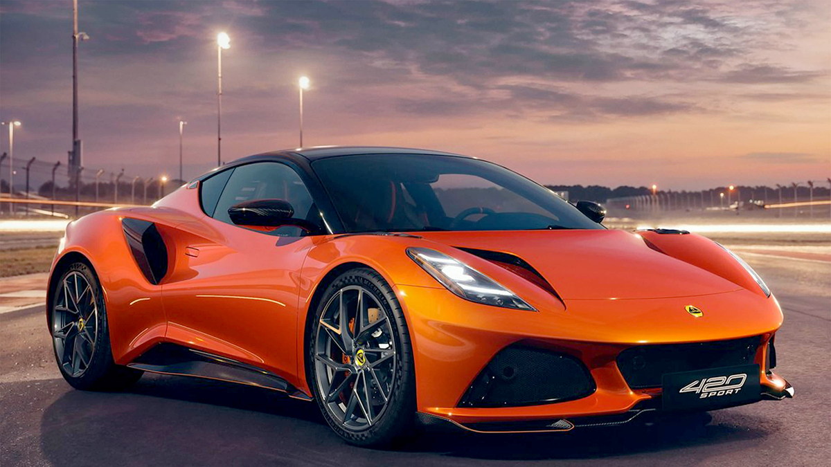 Lotus ra mắt ba mẫu xe mới, giá từ 135.000 USD