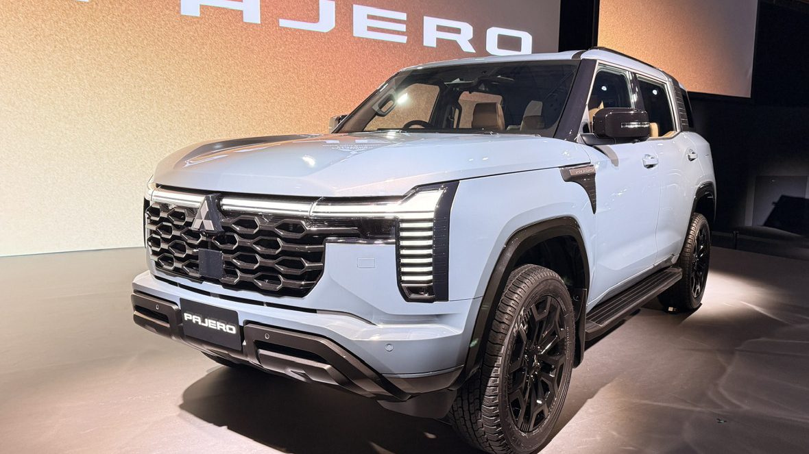 Mitsubishi Pajero thế hệ mới ra mắt