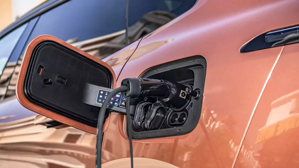 7 lựa chọn xe plug-in hybrid phổ thông tại Việt Nam