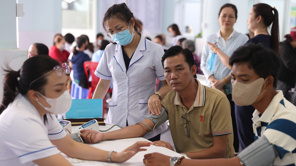 Hơn 10 triệu người TP HCM chưa có dữ liệu khám sức khỏe miễn phí